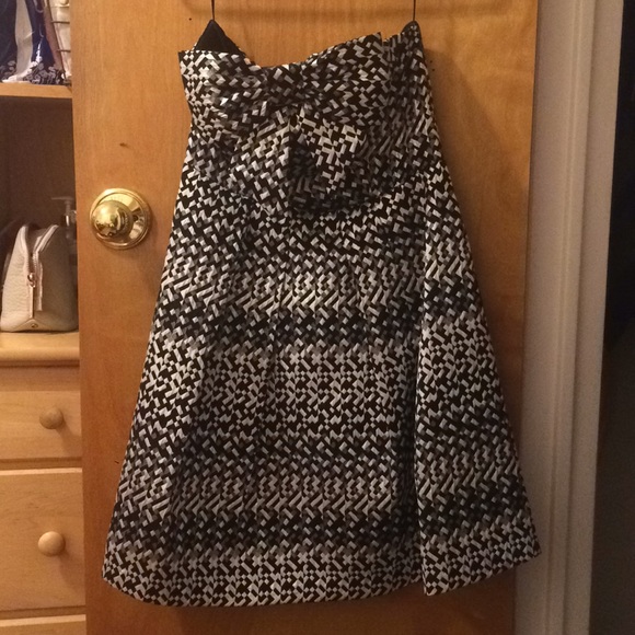 Eva Franco Strapless Bow Dress - Picture 4 of 5